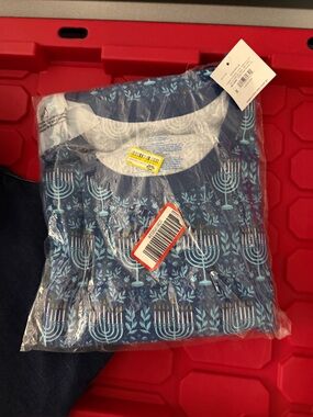 Kids Hanukkah Menorah Print Long Sleeve Top and pants Blue nwt size XXL